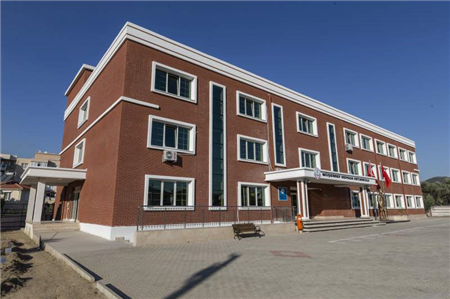 İzmir Müşerref Hepkon Ortaokulu